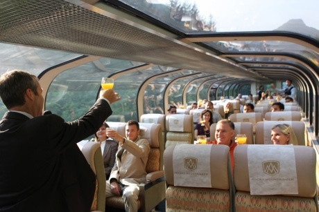 Rocky Mountaineer%3B Now Offering Group Rail Experiences %7C Group Travel News %7C Rocky Mounataineer - glass carriage